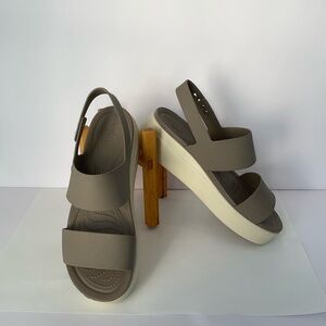 CROCS Brooklyn Women's Low Wedge Platform Sandals in Taupe and White